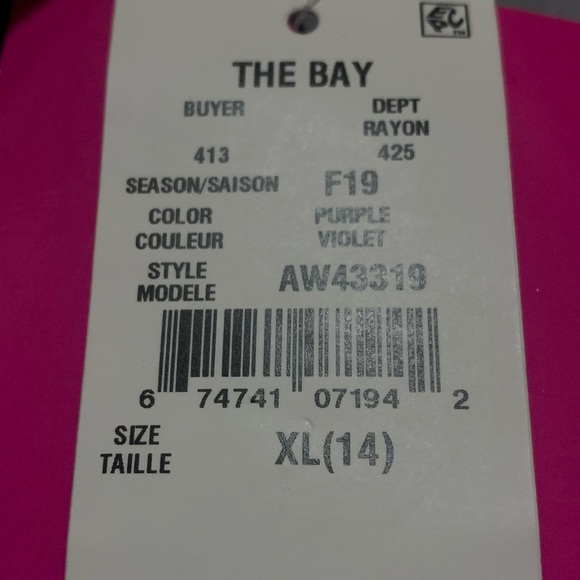 ✨NWT✨ - Picture 2 of 3